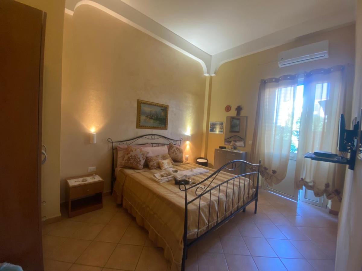 Casetta Pinetamare Тропея Экстерьер фото